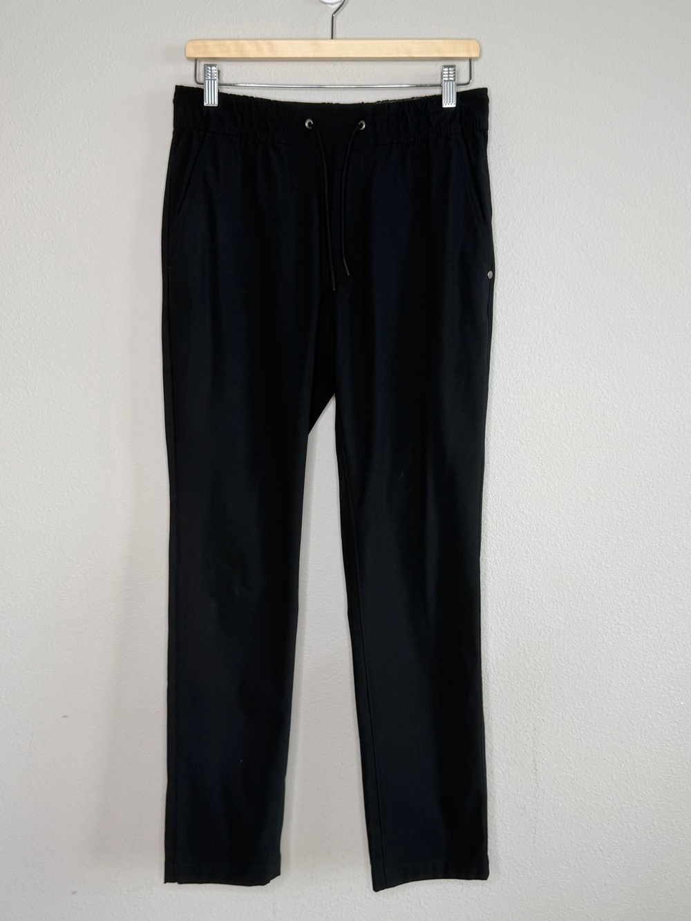 Men's Vuori Meta Elastic Waist Pant Black Drawstring Casual Pants Size Small